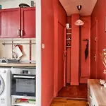 Bright T2 - Near Pere-Lachaise Cemetery